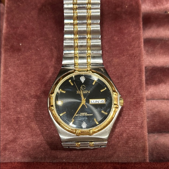 Elgin Men's Classic Silver and Gold Watch - Picture 1 of 6